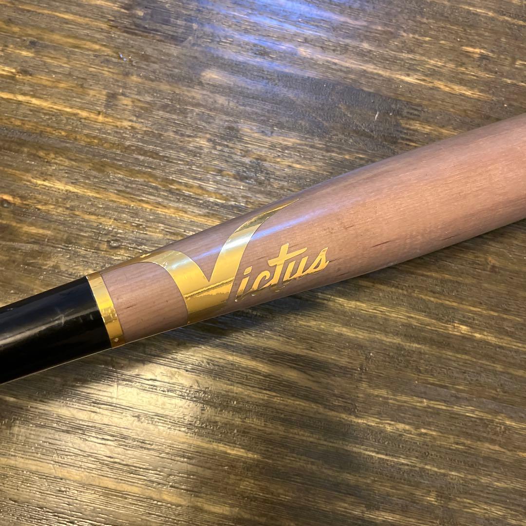 Victus 軟式バット ナチュラルウッド/ブラック