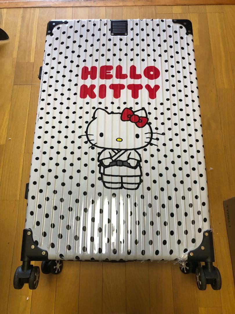 ハローキティ ポルカドット キャリーケース