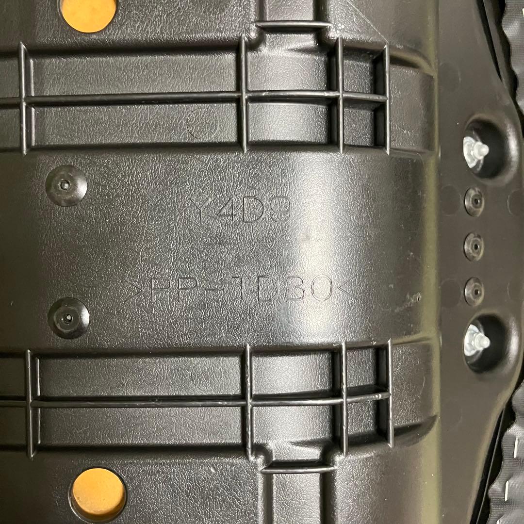 マジェスティ SG20J 4D9 純正 シート