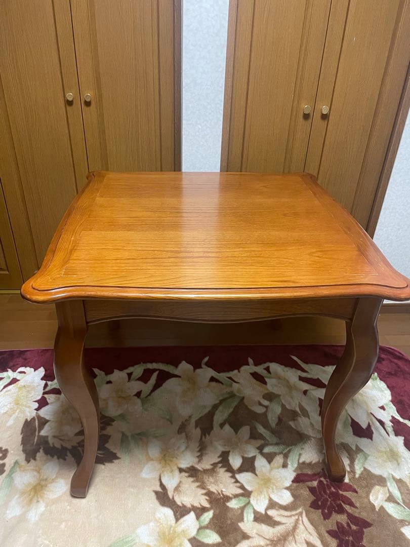 アンティーク　猫足　ダイニングテーブル　クラシック木製正方形テーブル