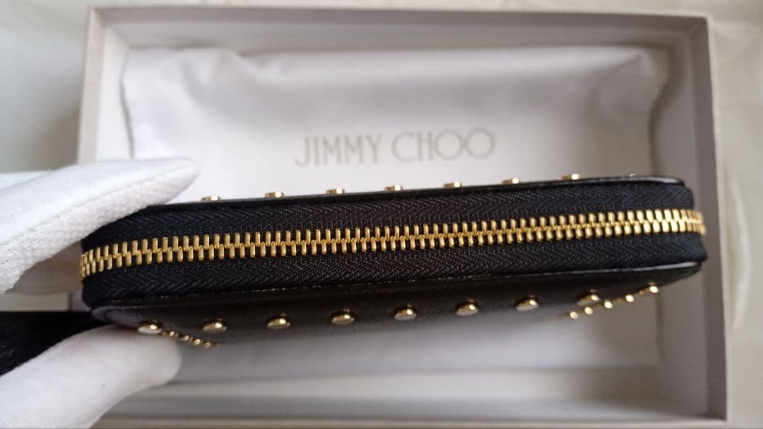 【新品】JIMMY CHOO スタッズレザーウォレット ミドルウォレット財布 黒
