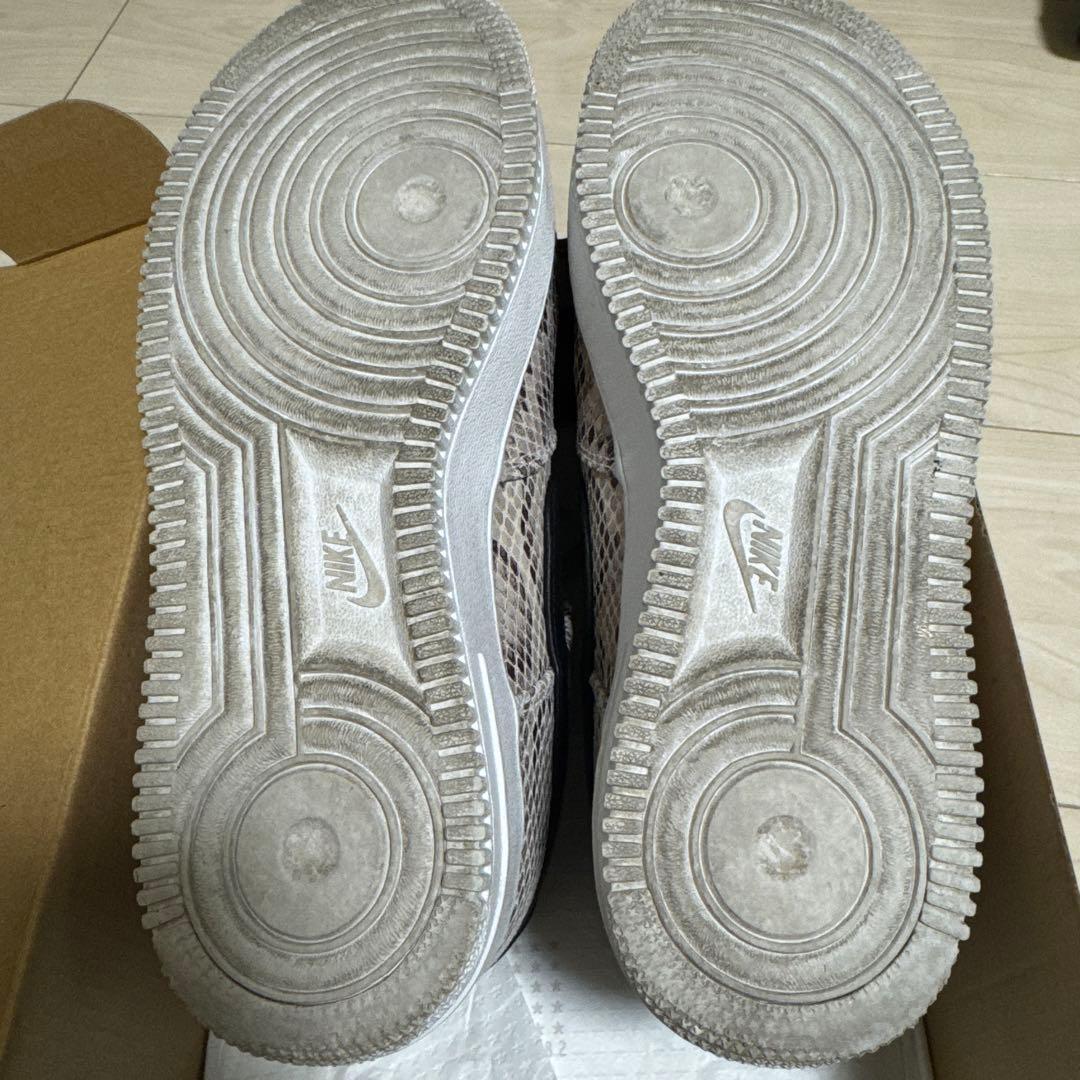Nike Air Force 1 スネークスキン