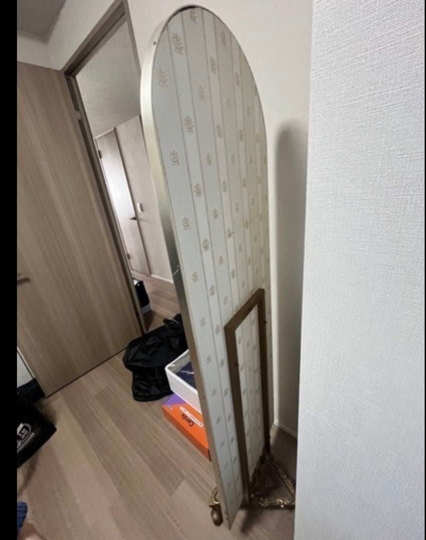 [mrrj1007] アンティーク　スタンドミラー ゴールド