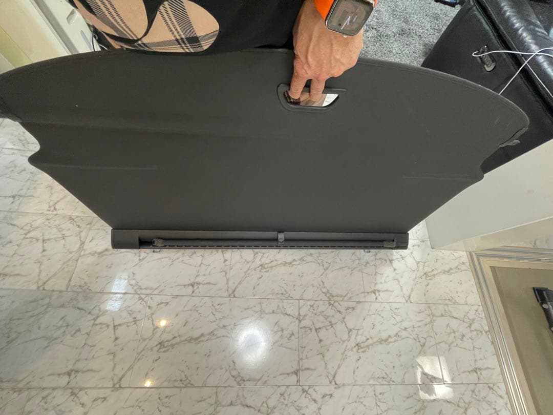 ベンツ Eクラス W213 S213 ワゴン 純正 トノカバー