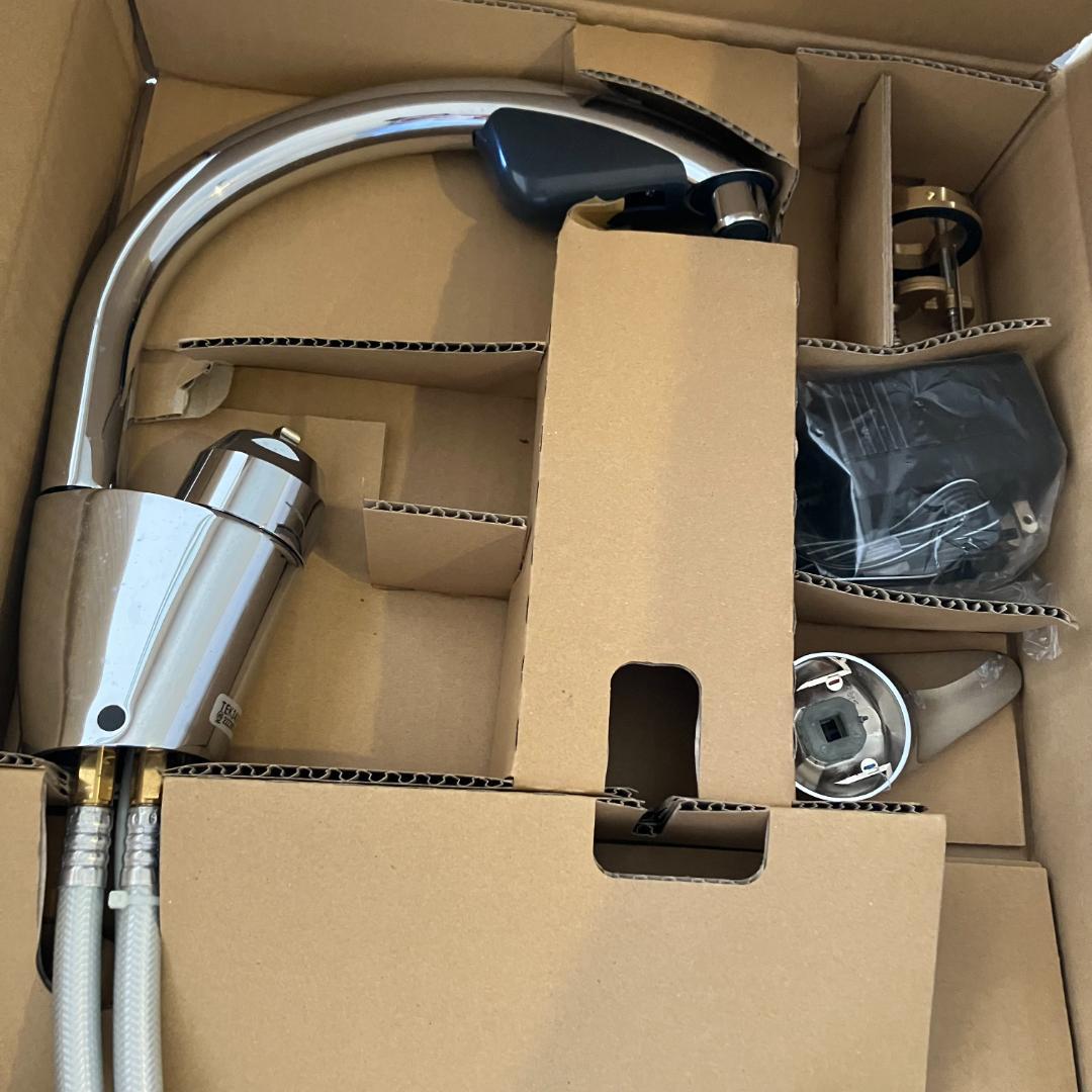 未使用　TOTO 自動水栓 TEK34UP シングル混合水栓 AC100V