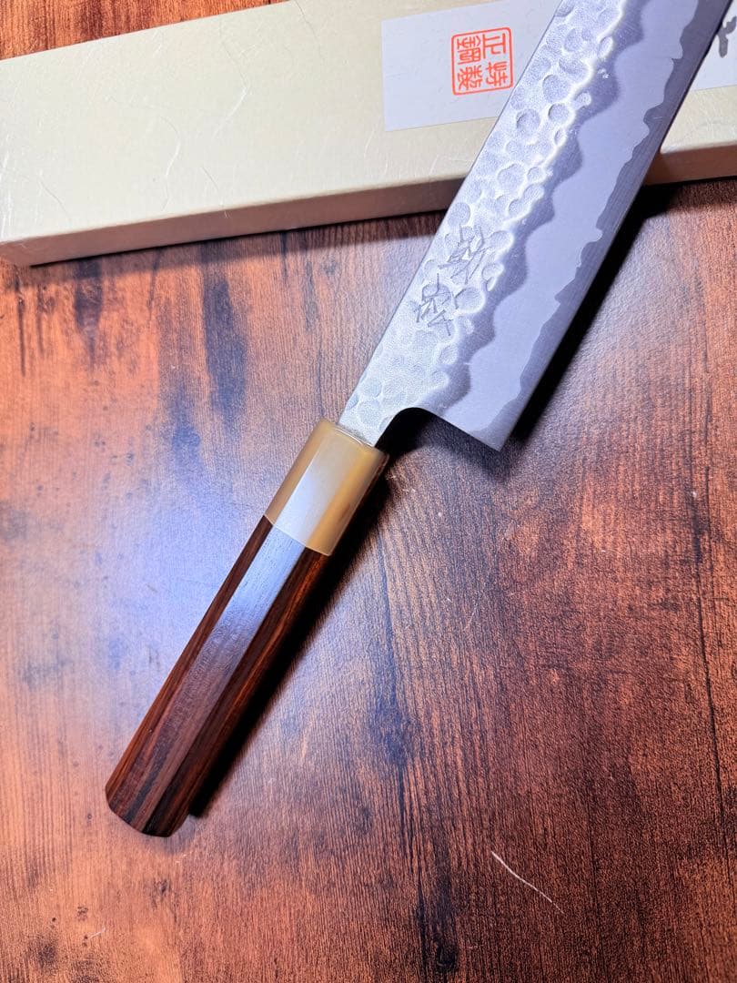 助松　牛刀 切付　7寸　白紙ニ号　包丁　紫檀白水牛八角柄