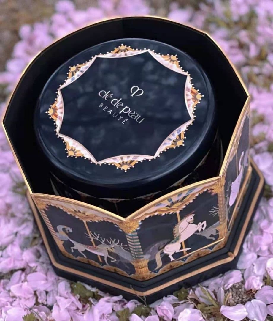 クレ・ド・ポー ボーテ　コフレプードルコールヴィサージュ 2020記念品