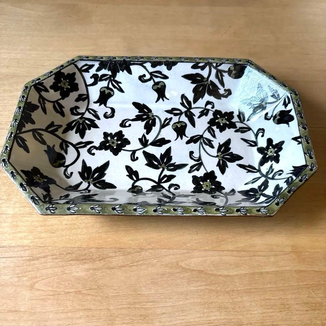 ヒヅミ峠舎　隅切角皿　プレート