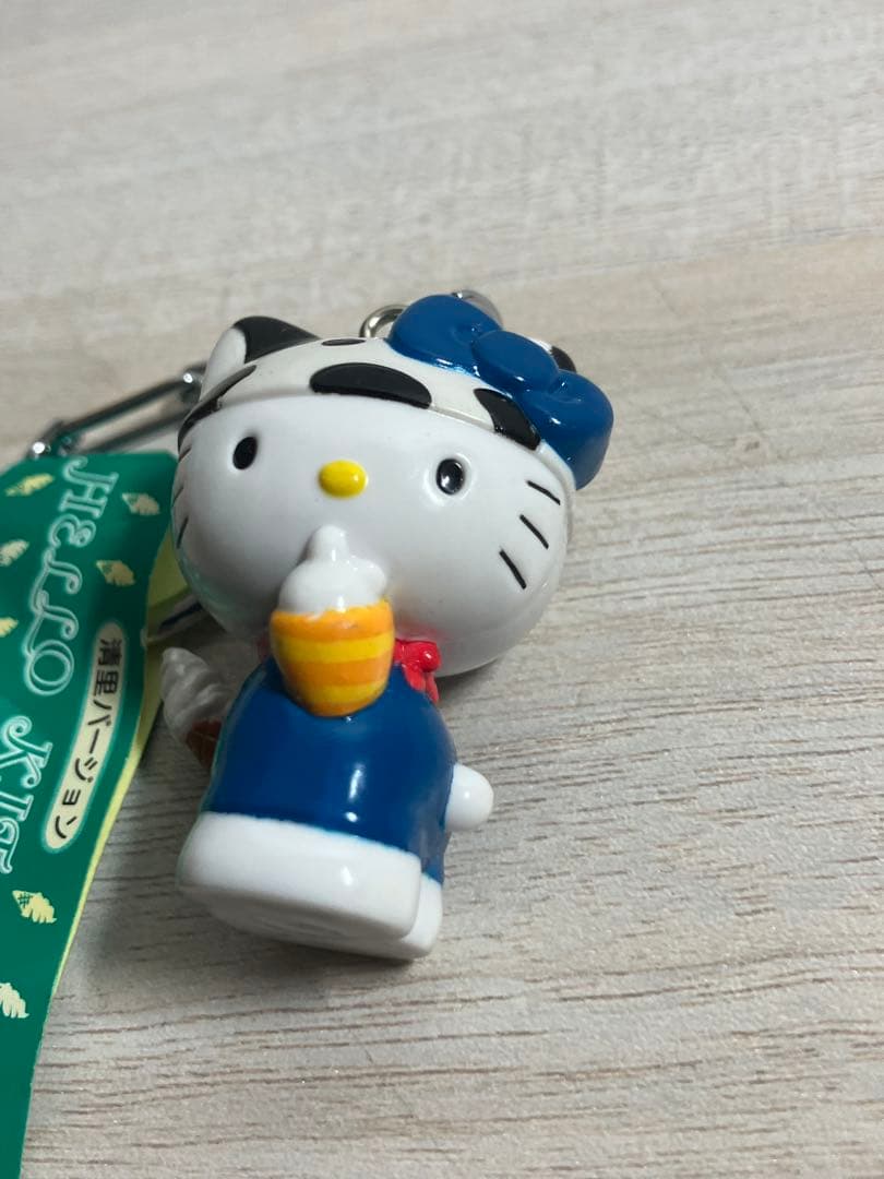 ご当地　HELLO KITTY 清里バージョン キーホルダー