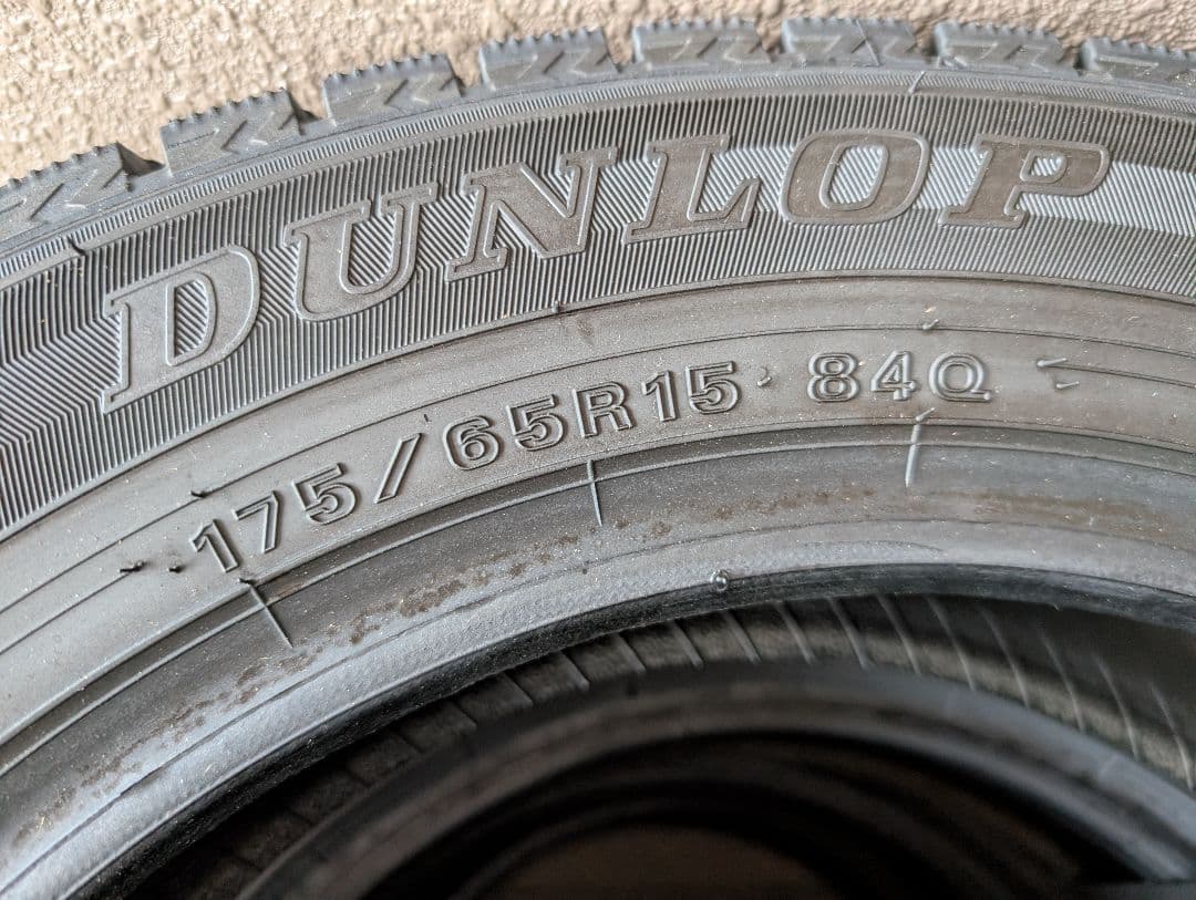 T.KDUNLOP WINTER MAXX 02 175/65 R15　①