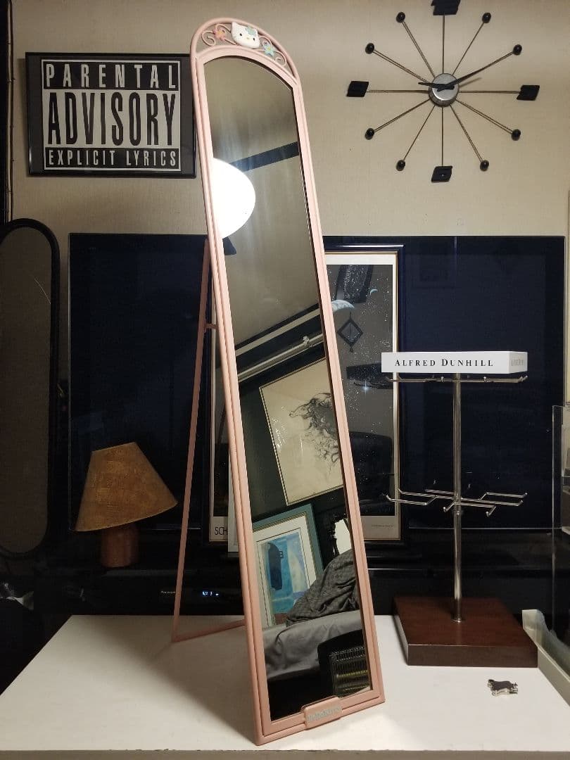 希少　HELLO KITTY　キティ　サンリオ　オフィシャル　スタンド　ミラー