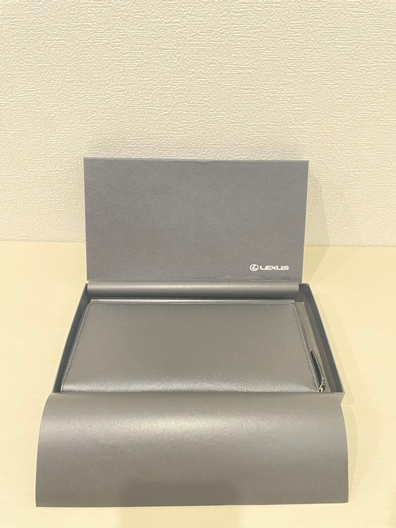 ミ*ー様 【新品・未使用 】Lexus レクサス レザー 長財布 ブラック