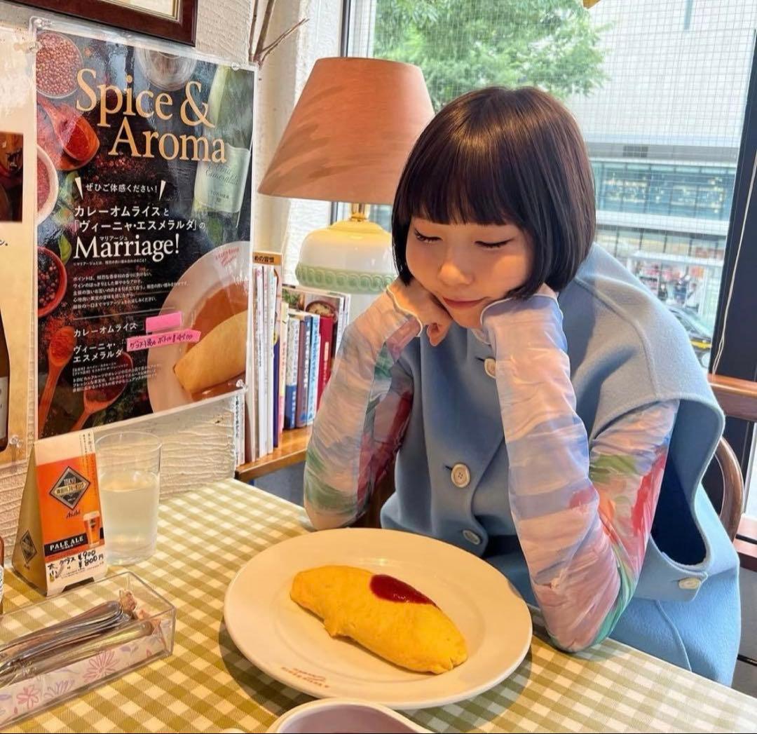 POPPYあさぎーにょ　 フラワーシースルートップス　ブルー　スワン