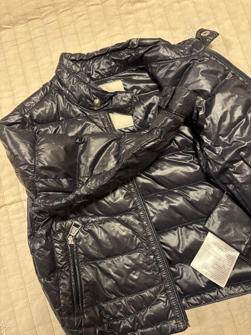 限定価格★MONCLER★薄手黒ダウンジャケット《18-24M/86》