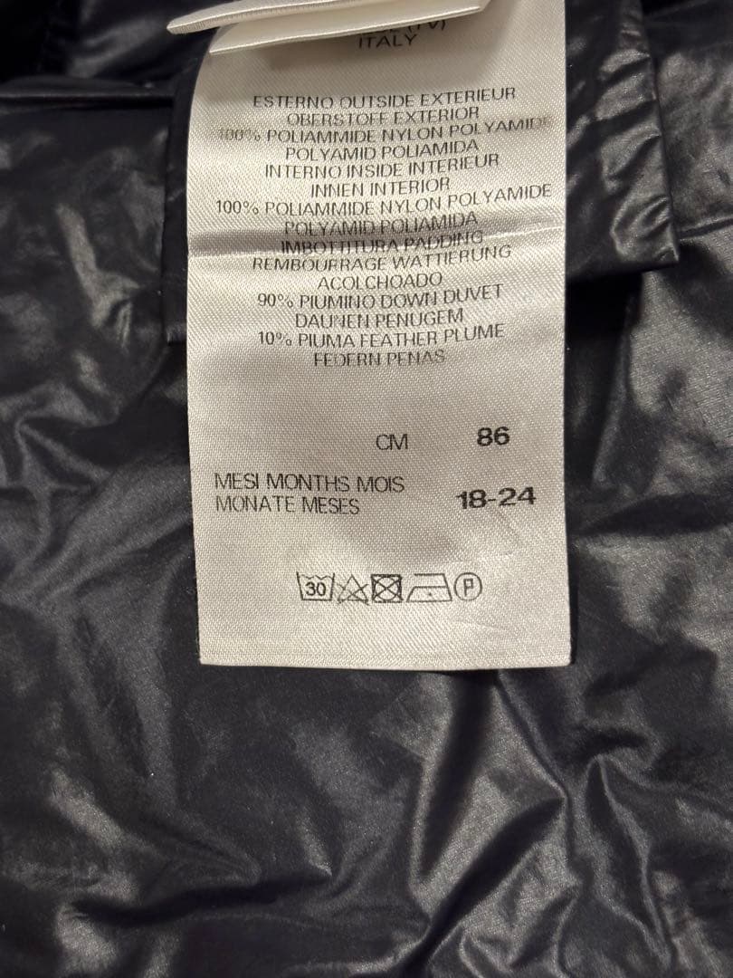 限定価格★MONCLER★薄手黒ダウンジャケット《18-24M/86》