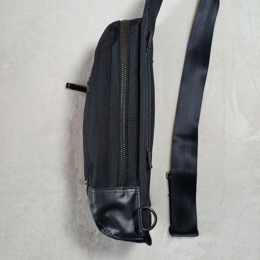 ten10 ポーター　HEATヒート ボディ、スリングバッグ 　黒