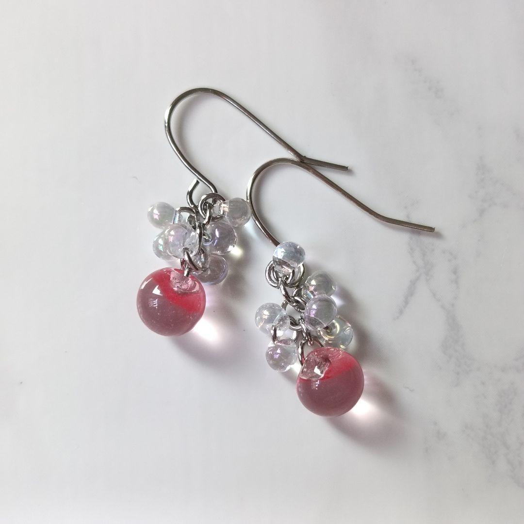 No.347 コロンとした鈴丸ビーズのピアス ハンドメイド