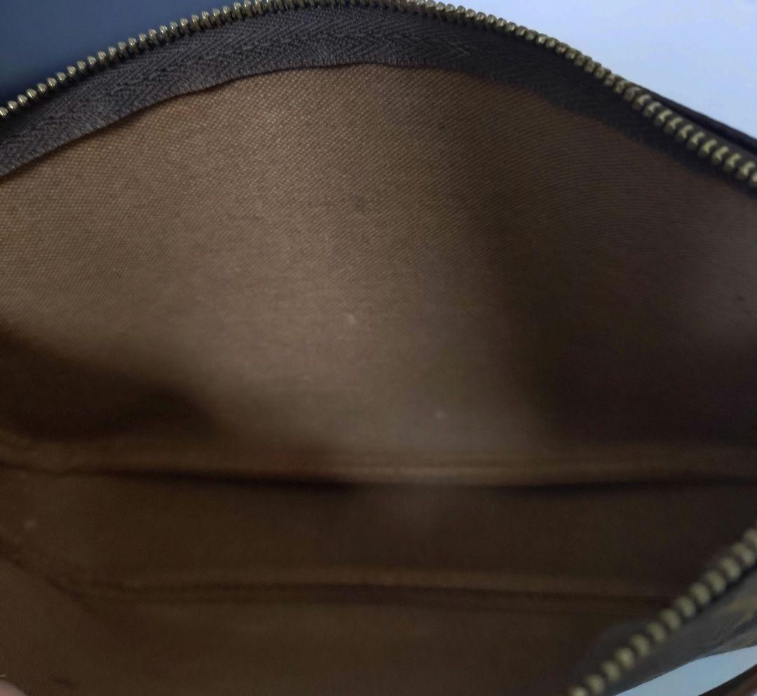 ア*レ様 ルイヴィトン LOUIS VUITTON アクセサリーポーチ