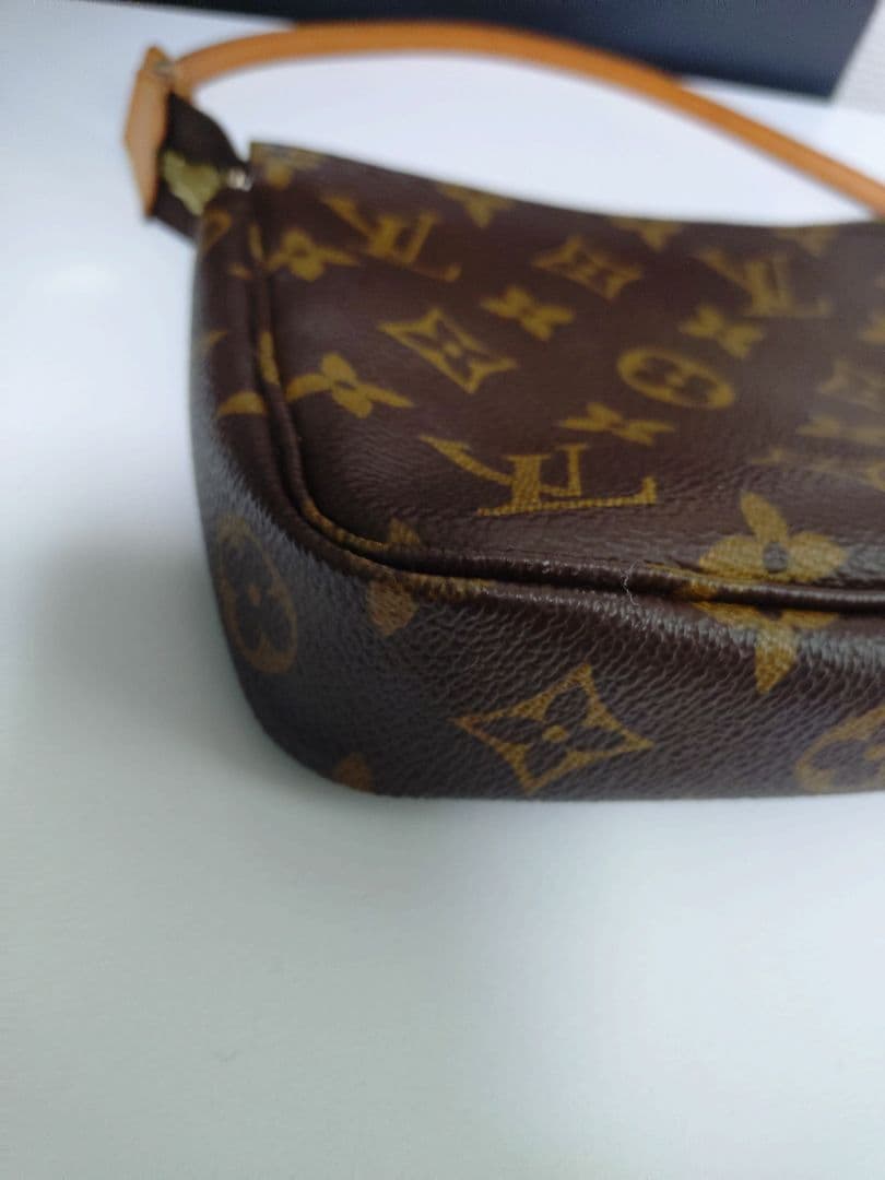 ア*レ様 ルイヴィトン LOUIS VUITTON アクセサリーポーチ