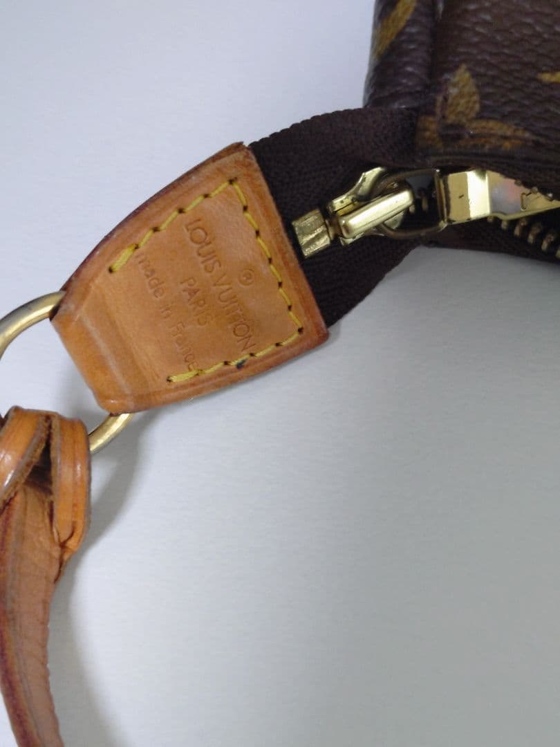 ア*レ様 ルイヴィトン LOUIS VUITTON アクセサリーポーチ