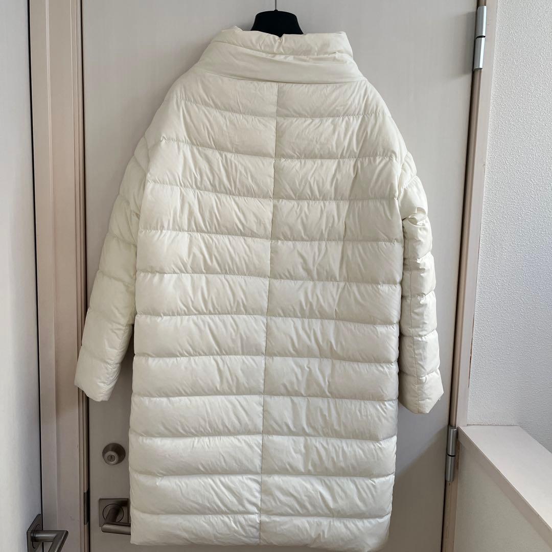 HERNO ヘルノ リバーシブルダウンミドル丈コート ホワイト&ベージュ 40