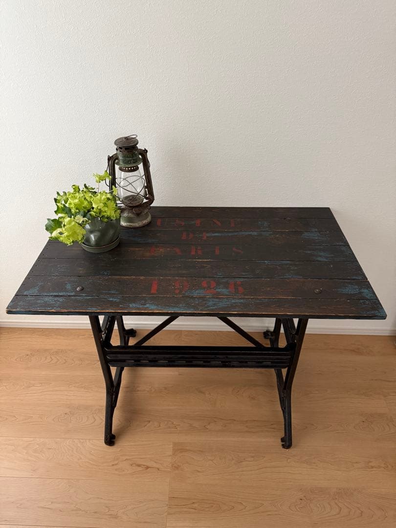 【英国買付・希少】ペイント天板 × SINGER脚 アンティークテーブル