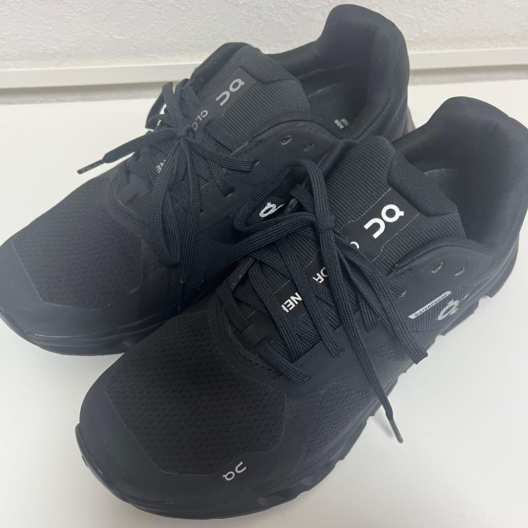 オン　ON Cloudrunner Waterproof ランニング24 美品