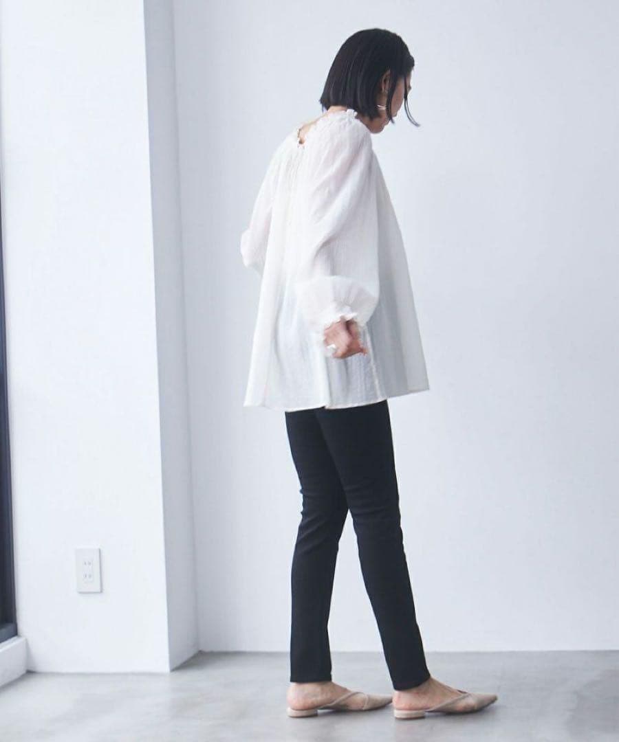 ヤヌーク2025年／ほぼ未使用・1回着用のみ／スキニーPATRICIA 25