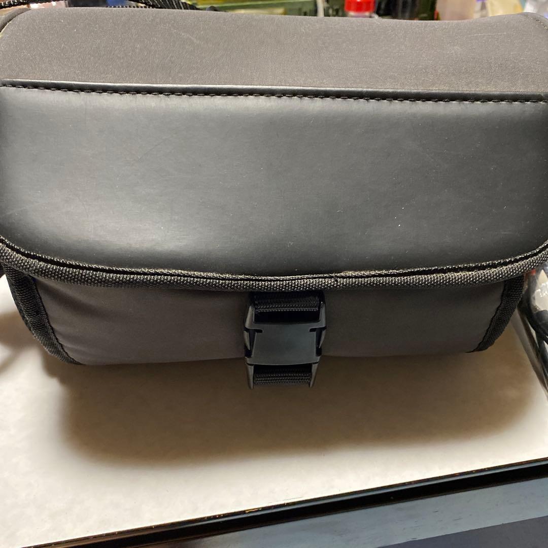 SONY videoHi8 Handycam CCD-TRV90 ②