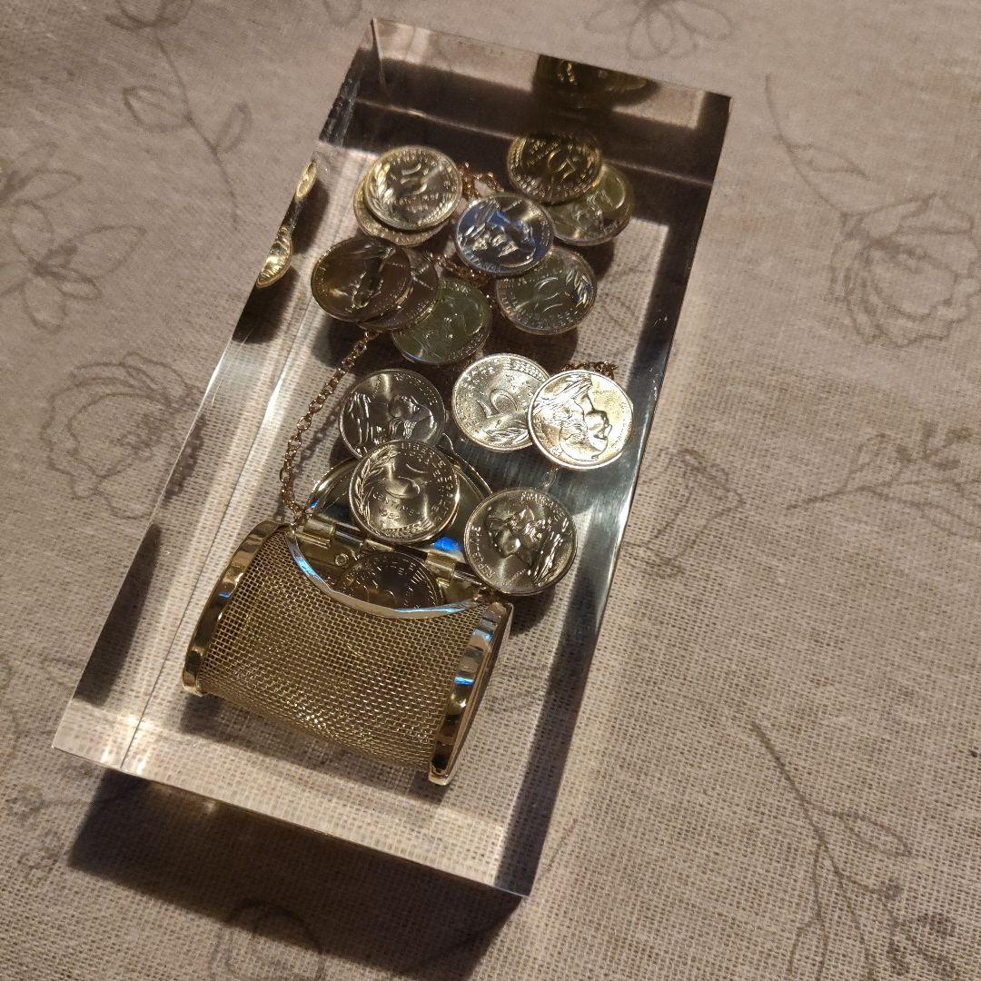 フランスフラン金色メッシュホルダーとセットの置物