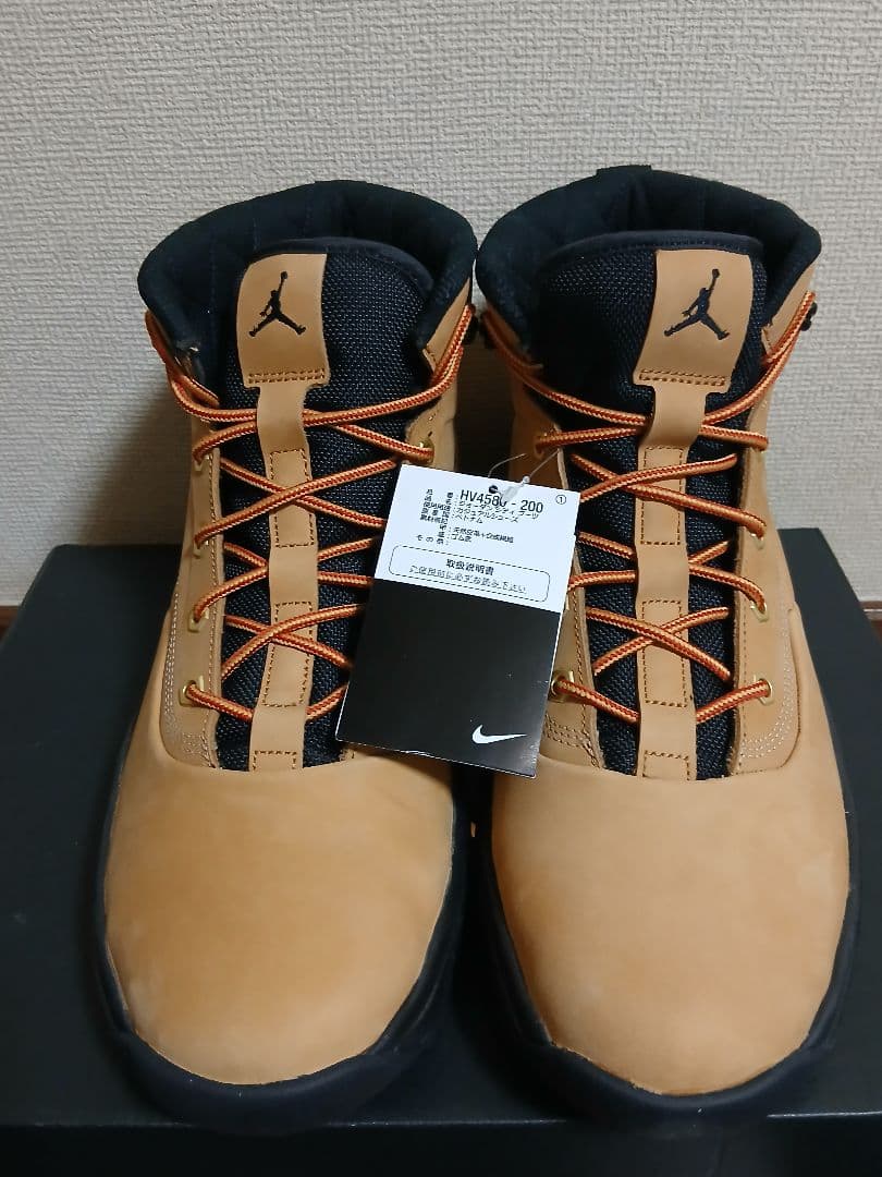 Jordan ベージュ ハイカットスニーカー 新品未使用