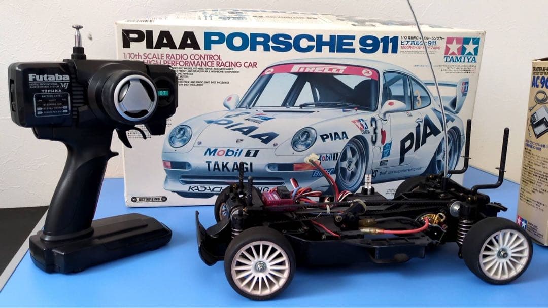 さ*こ様 PIAAPORSCHE 911 ラジコンカー 最終値下げ！