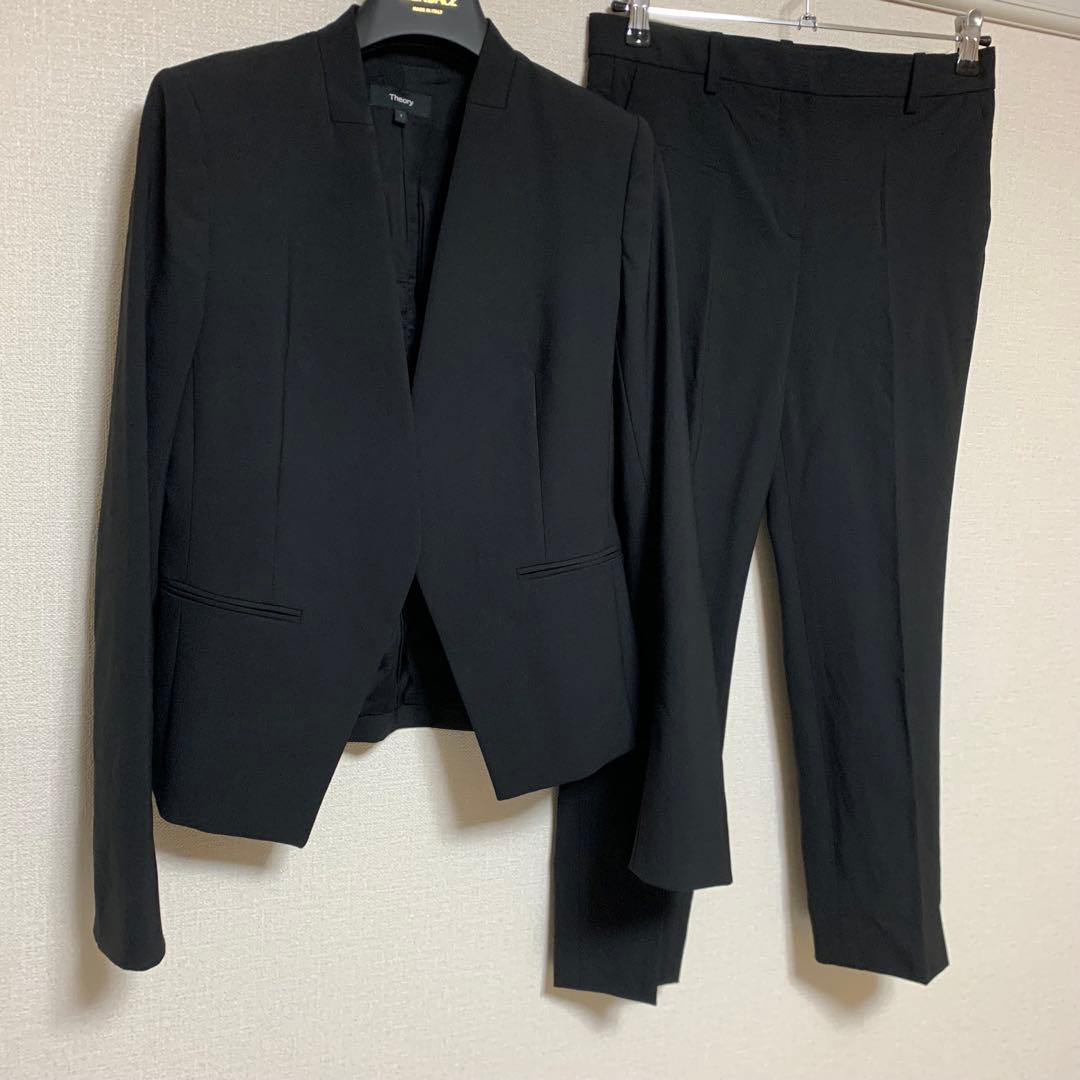 【大人気】セオリー　パンツスーツ　現行　ノーカラー　2 ブラック　セット