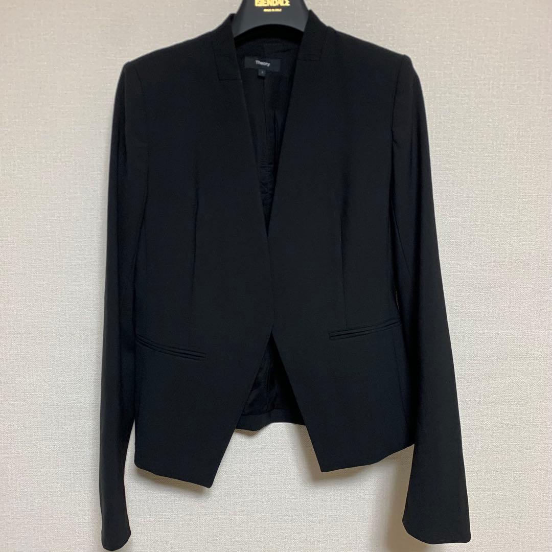 【大人気】セオリー　パンツスーツ　現行　ノーカラー　2 ブラック　セット