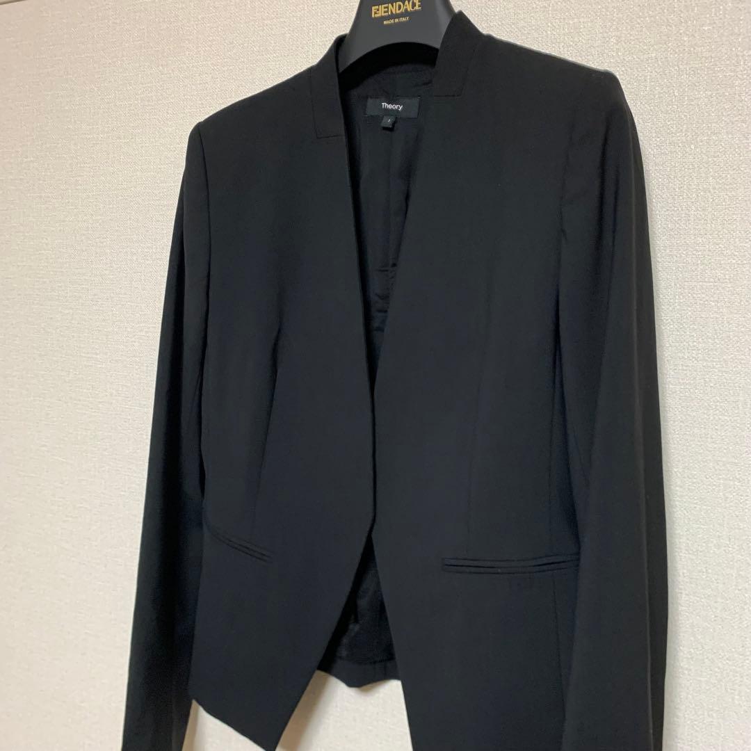 【大人気】セオリー　パンツスーツ　現行　ノーカラー　2 ブラック　セット