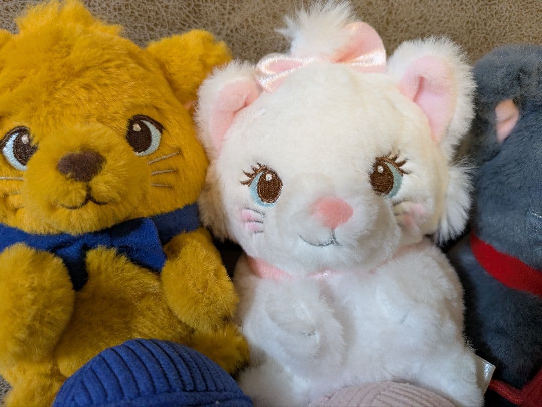 ★DISNEY STORE　 新品タグ付　お顔厳選　 ギフト　プレゼント