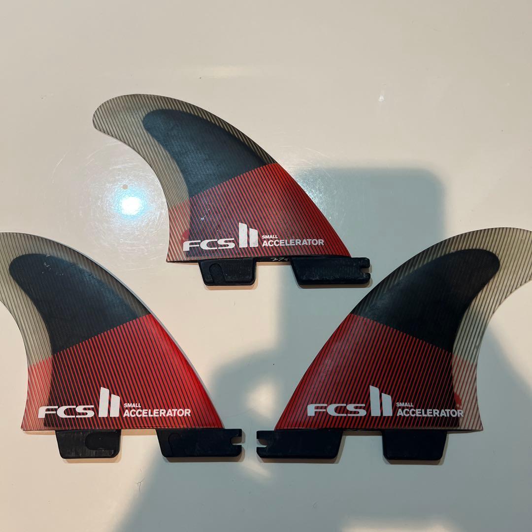 FCS II Accelerator サーフボードフィン 3枚セット