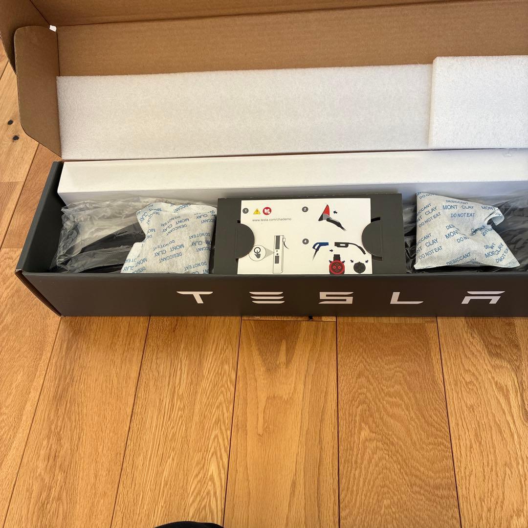 アクセサリー Tesla CHAdeMO Charging Adapter