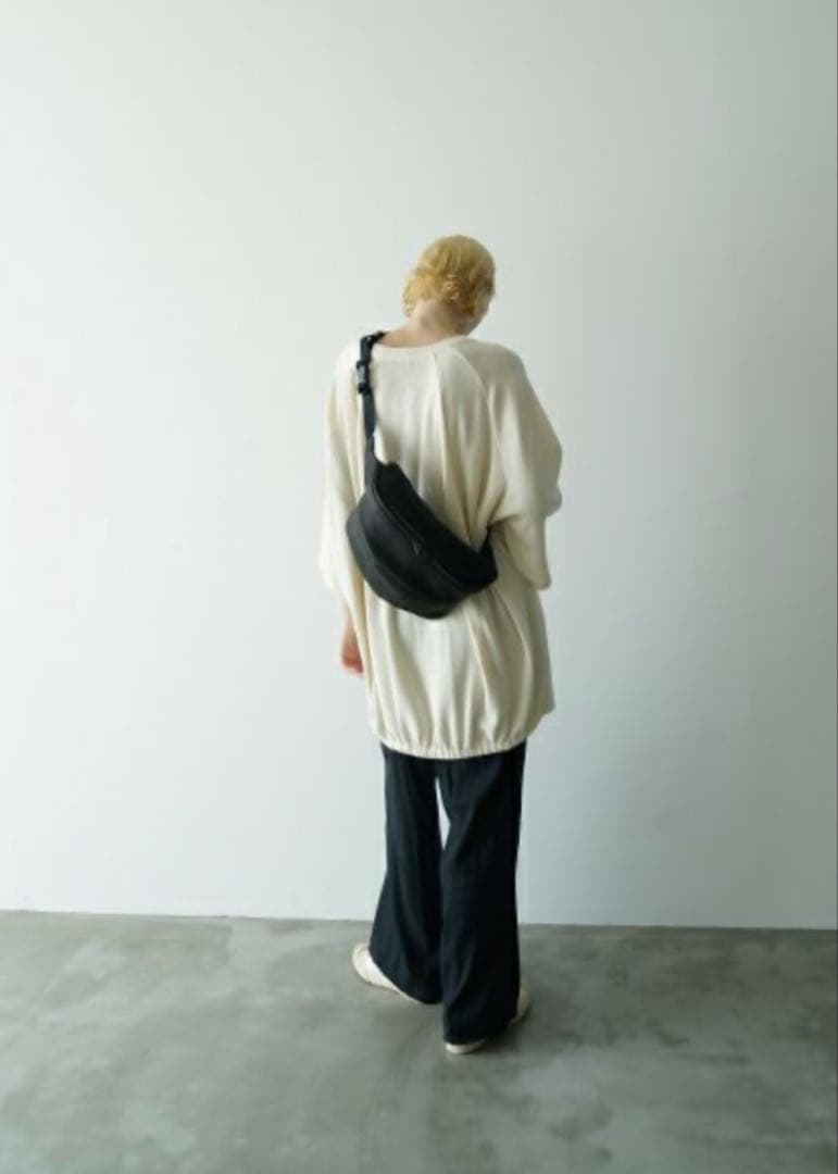 VU PRODUCTヴウ プロダクト panel body bag 鹿革