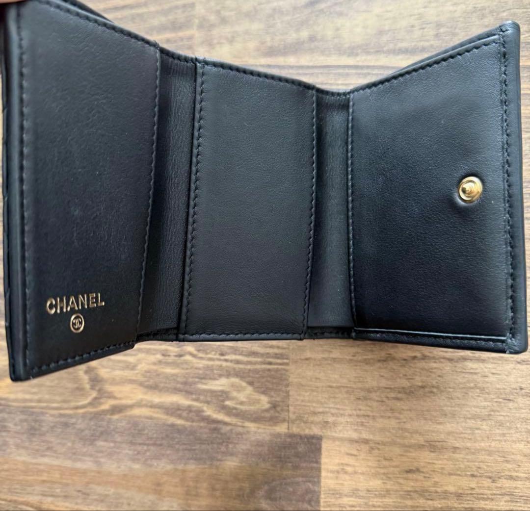 最終価格　ボーイシャネル ラムスキン　ゴールド金具　黒　三つ折り財布