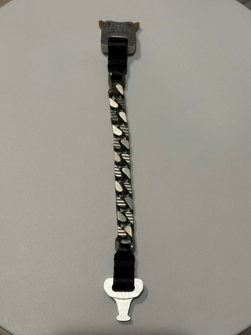 MONCLER 1017 ALYX 9SMバックル チェーン ブレスレット