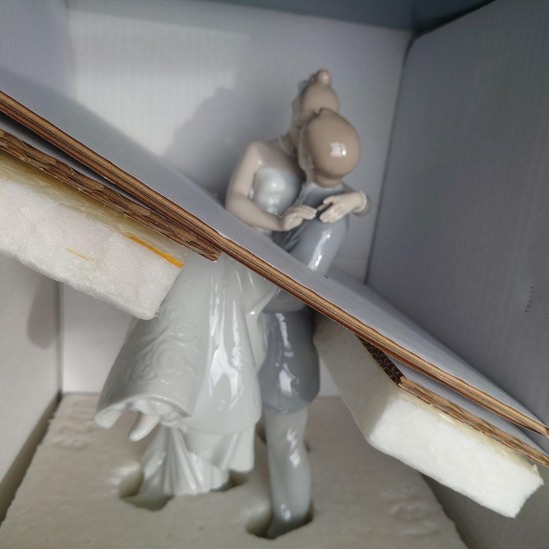 リヤドロ　LLADRO　永遠の愛　.01008029