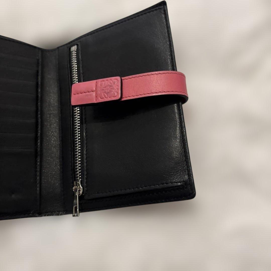 LOEWE 二つ折り財布 ピンクand ブラック