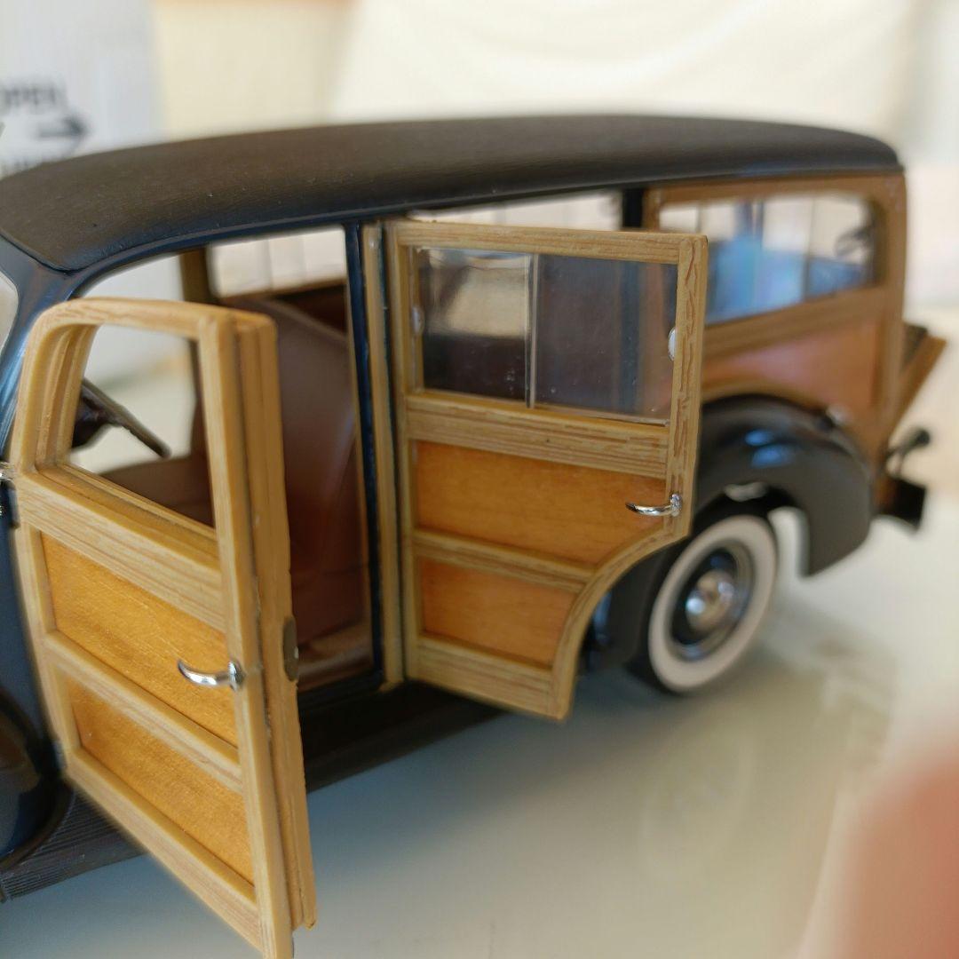 ダンバリーミント製 1940 Ford DeLuxe Station Wagon