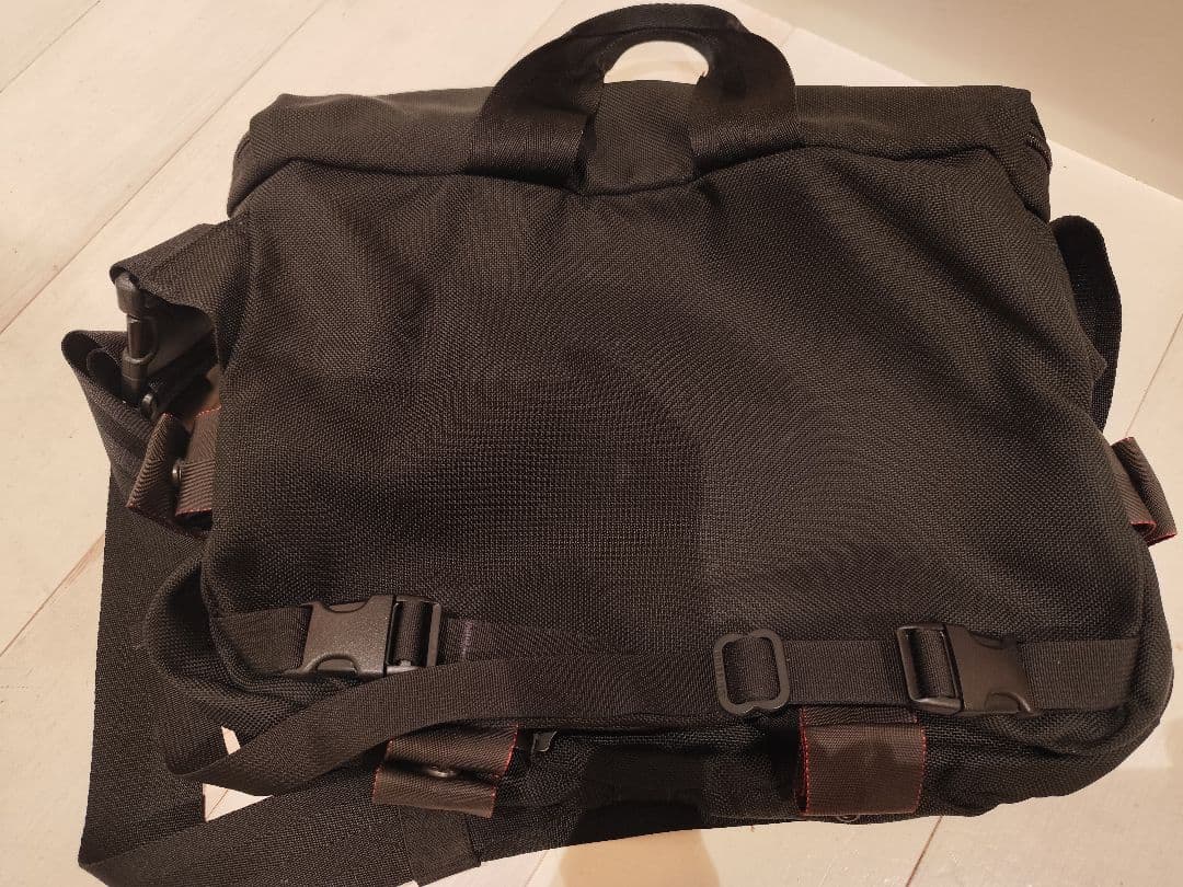 ブリーフィング DUNE SHOULDER ショルダーバッグ BRIEFING