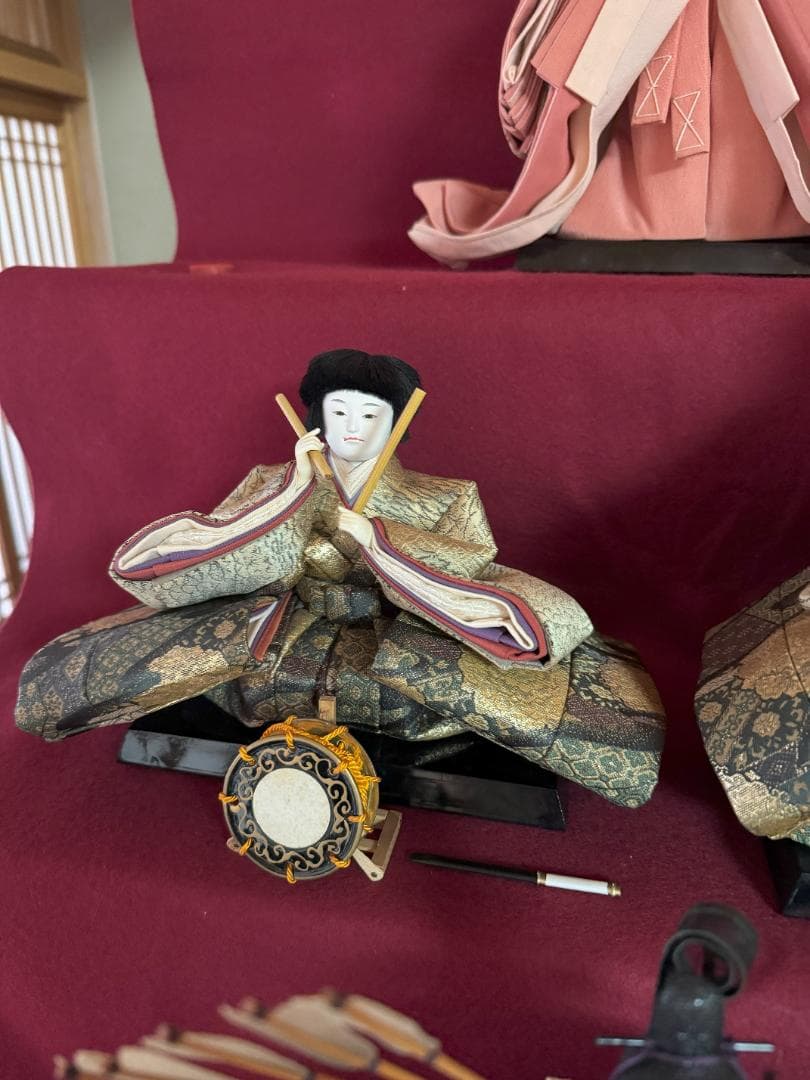 七段飾り　ひな人形