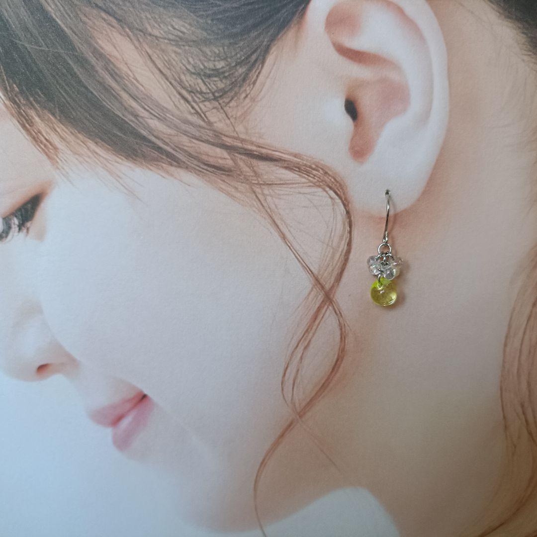 No.345 コロンとした鈴丸ビーズのピアス ハンドメイド
