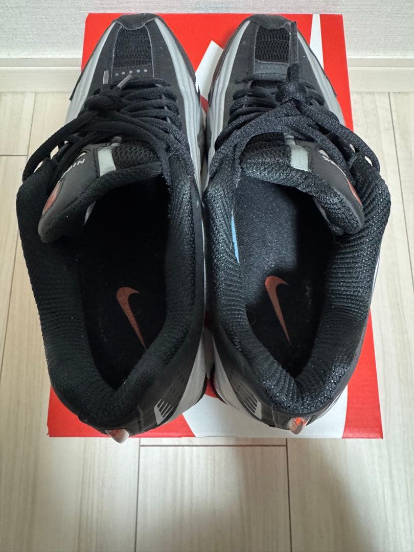 靴 Nike Shox R4 \"llic Silver/Red\" 27.5