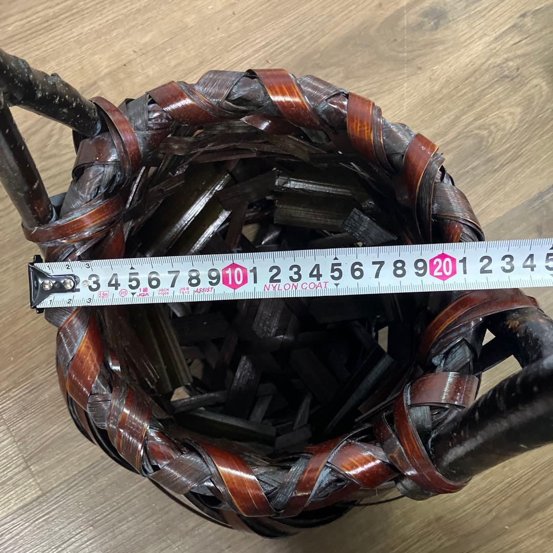 B-壁 竹編み 花瓶 籠 伝統工芸 手編み インテリア 銘入り 和風 花入れ