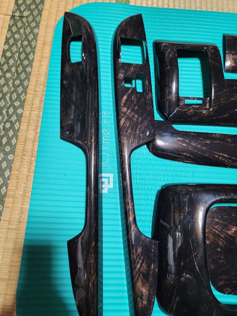 工藤さま専用ハイエース200系　インテリアパネル(黒木目マホガニー調・17P)